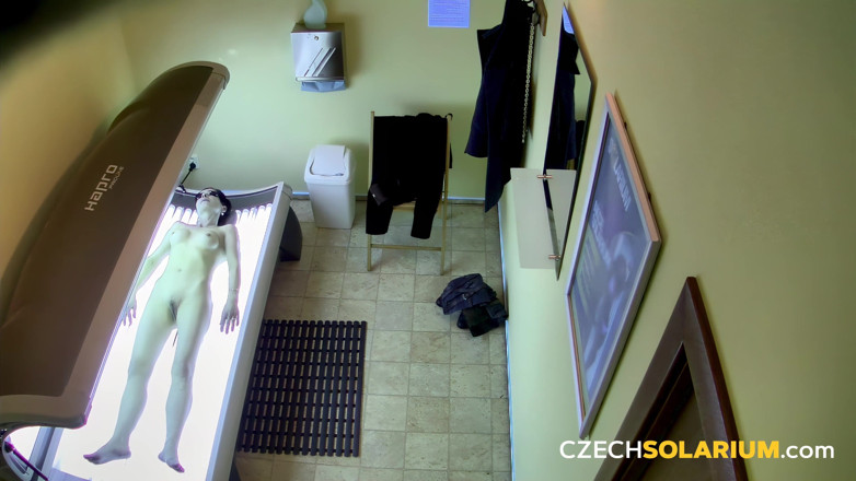 Czech Solarium: Çek solaryum 53: büyük memeli orta yaşlı seksi kadın kamera için...