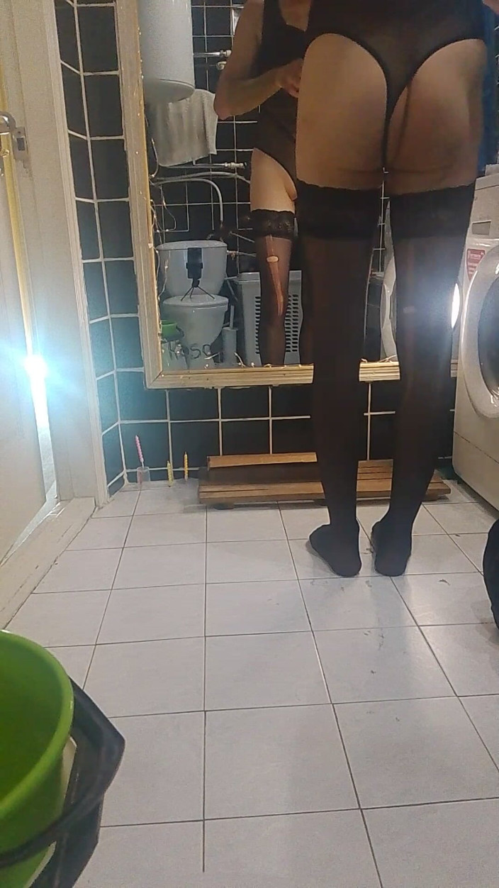 MilaFemboyUA: Playing in the Toilet