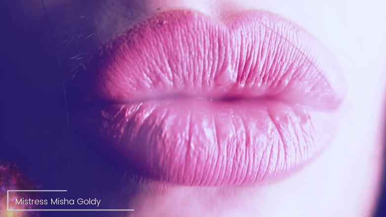 Goddess Misha Goldy: Lips and tits mesmerize