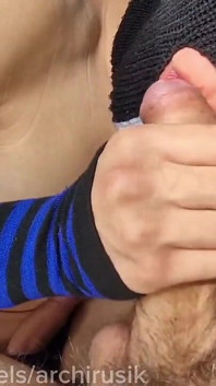 Ein Dünner Femboy Auf Der Strecke Bekam Seinen Arsch Von Einem Erwachsenen Papi Mit Einem Großen Schwanz Gefickt