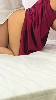 Selingkuh dari istriku sama adik iparku yang cantik dengan lingerie seksi sambil nyepong kontolku dia dientot gaya doggy
