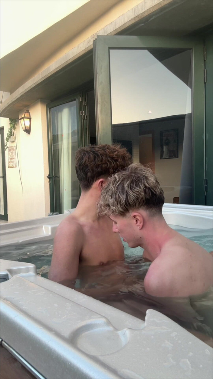 jakeandbailey: Junge 18-jährige twinks flip-fick und machen ein chaos