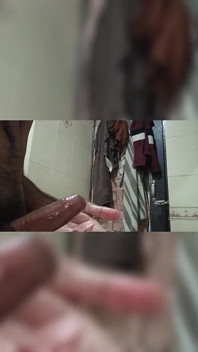 Páni, měla 2 orgasmy, masturbace kundičky, prsa jsou poskakující tak sexy kluk