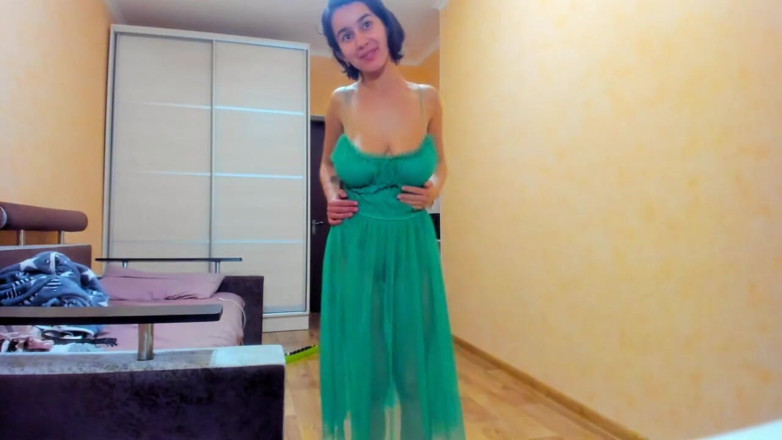 myla_angel: Hot Myla Angel in a green transparent dress!