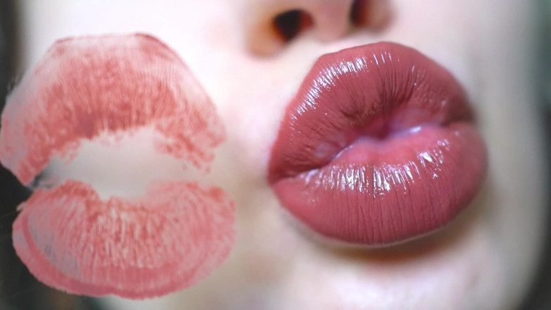 Rarible Diamond: Choco Lips Mark 2