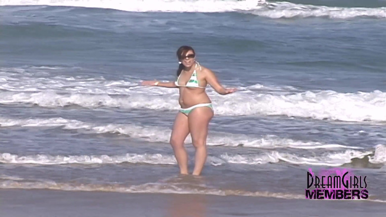 Dream Girls: The Girls Get Naked On A Beach