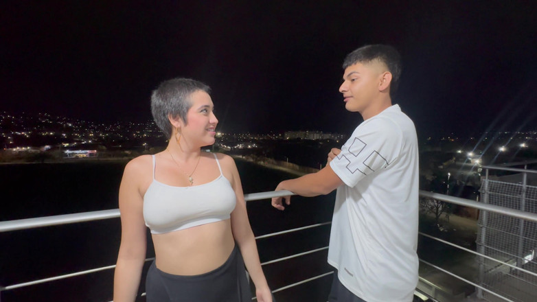 ManuelaAlvarez: Adik tiri latina pantat besar saya mandi dan saya mengambil...