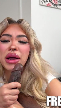 Luna luxe büyük zenci çok ıslak emiyor