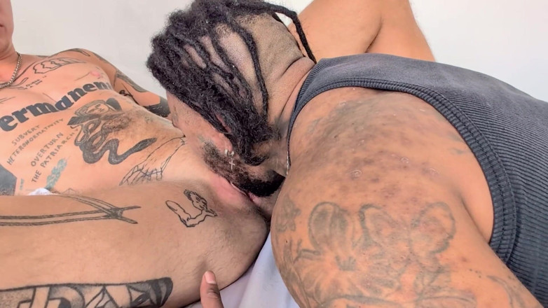 Maicon Vinicius: Interracial sex mellan två transpersoner, en brasiliansk och en ryska