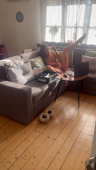 Como é se casar com uma modelo pornô amadora e uma camgirl - nos bastidores