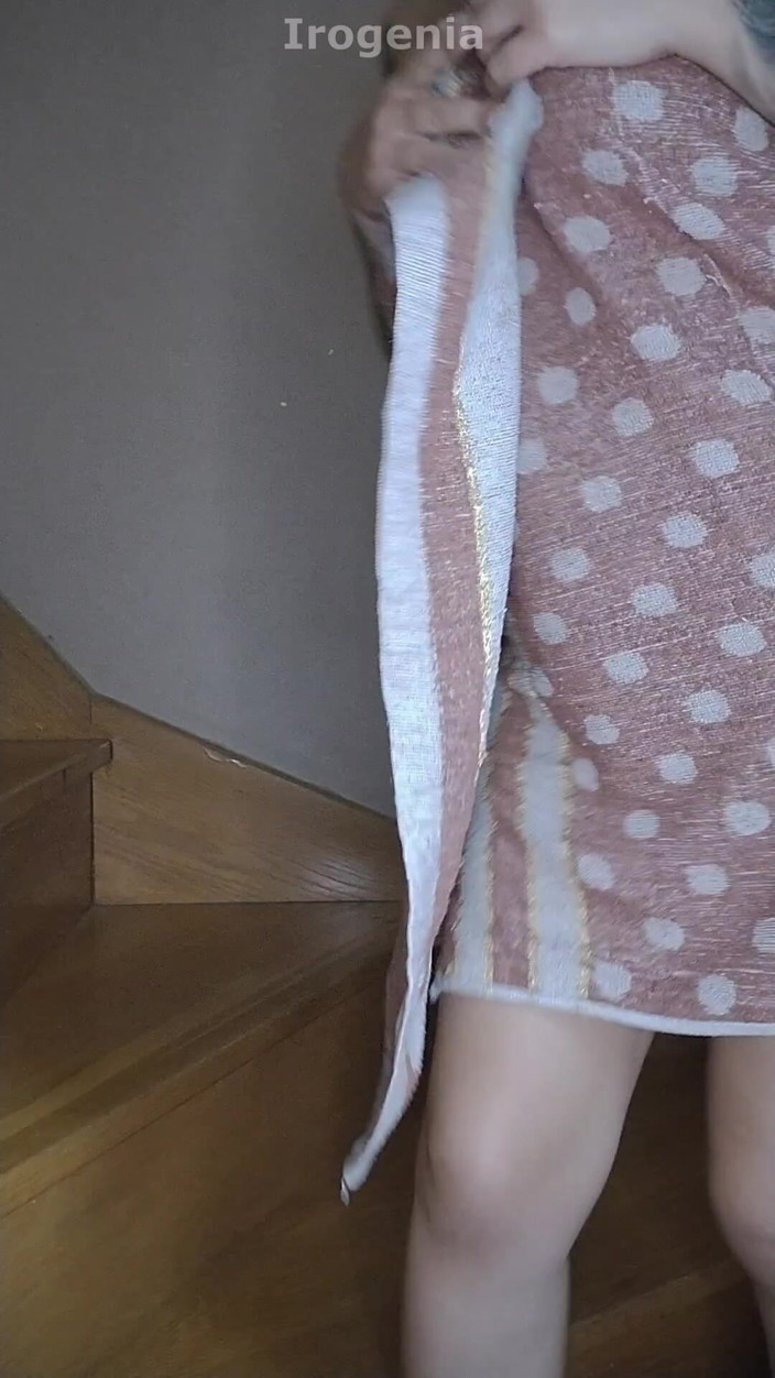 Irogenia: POV: Gioca Con Una Bella Ragazza Che Si Dilda Sulle...