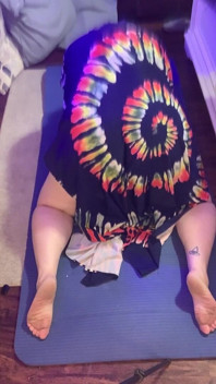 胖美女偷看一次瑜伽