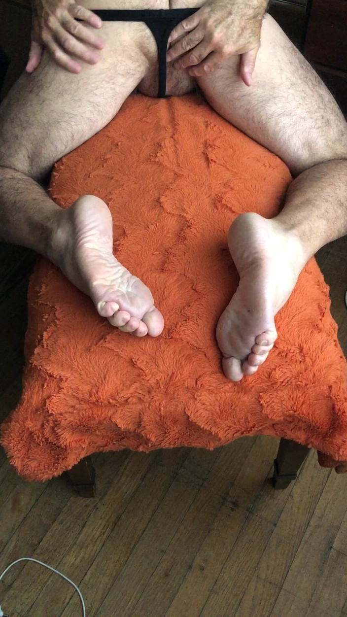 OhTrevor: Гарячий волохатий вітчим прокидається від Болеро