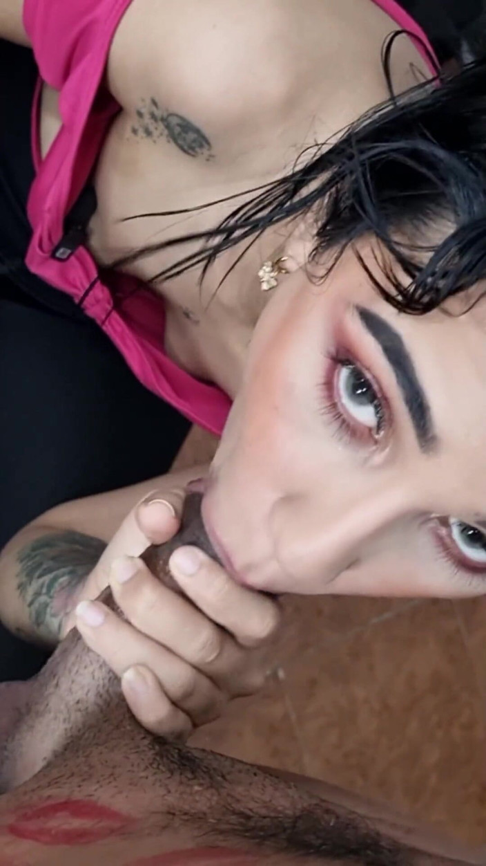 Carahoney: Cock-sucking Bitch Swallows Milk with Pleasure