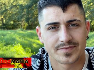 Heteromania: Sergej Neville ile tanışın
