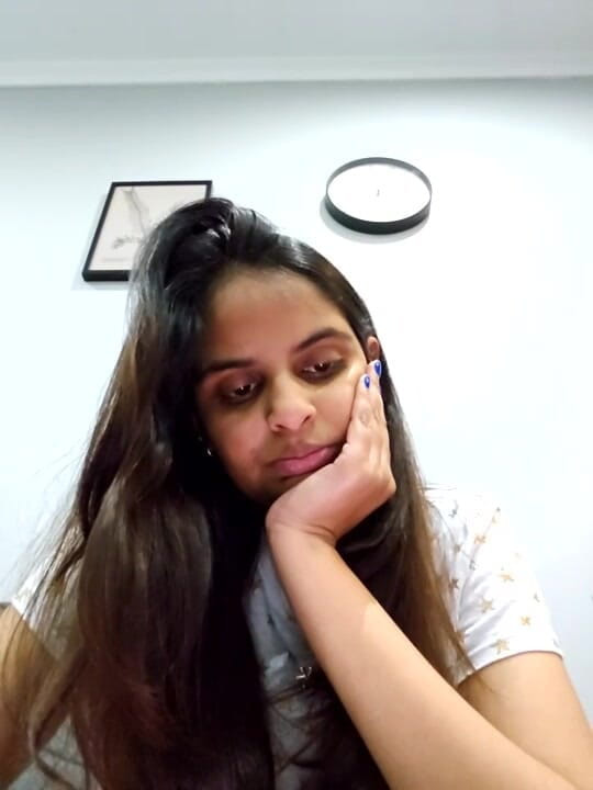 Treblsex: 누드 토크의 인도 소녀 샤워