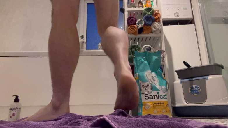 Slutty Samuel: Deep Penetration with 12 Inch Toy