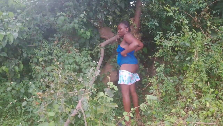 Sex naija 1: Chtěla mě ošukat, tak jsem ji vzal do ruky nedokončenou...