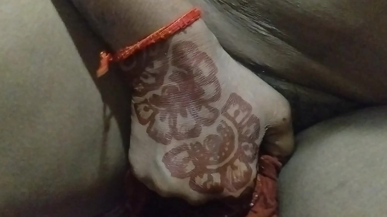 Nirman: Desi stiefmutter-Vorteil