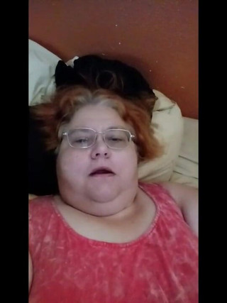 BBW nurse Vicki adventures with friends: Dondurma, muz ve dondurmayı seviyorum Yum