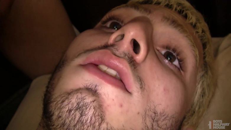 Boys half-way house: Підготовка його дупи до в'язниці