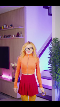 Perfect Time for This Cosplay