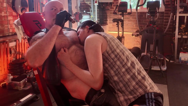 Bob Steel: Stuart Beruang Dan Bob Cigar Smoke Fuck