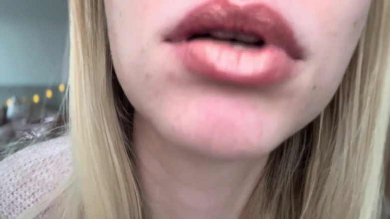 Goddess_Bella_Rae: Gura sună fără să vorbesc asmr