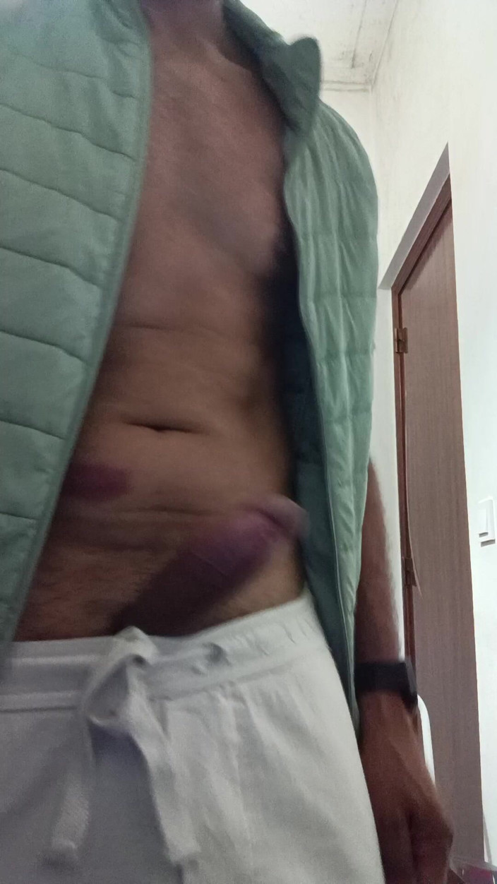 Boy top Amador: Süpermarkete Bu Şekilde Gittim Ve Insanlar Bana Çok Baktı
