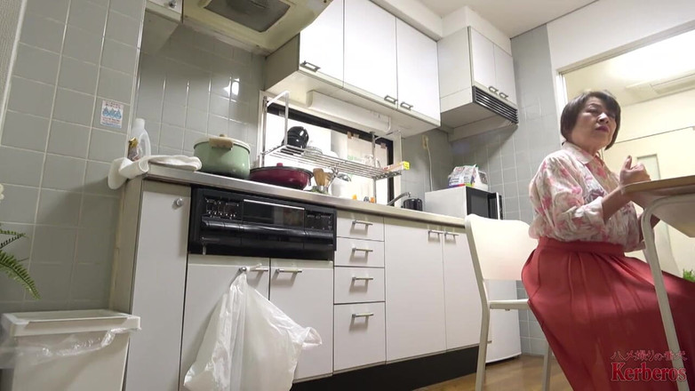 Asian happy ending: Asijský anděl 18057