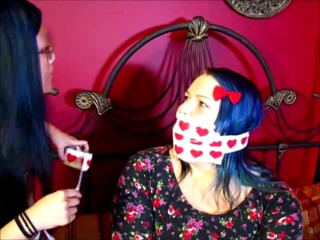 Selfgags classic: Une salope gâtée termine sa baby-sitter !