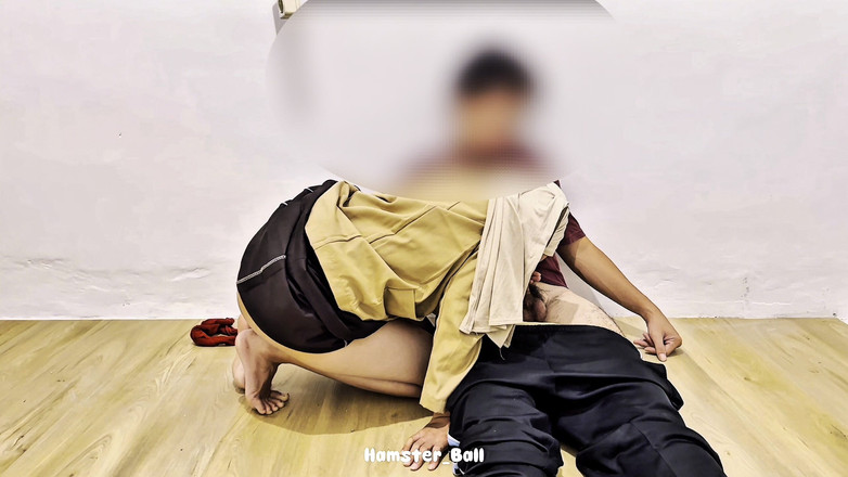 Hamster_Ball: 18+ Muslim High School Girls Learn to Fuck with Gardener...