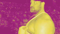 Jack stacked: Efter gym flexar i parkeringshuset