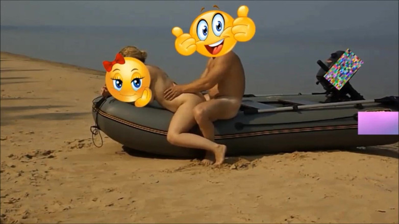 RS couple: Pantai yang luar biasa