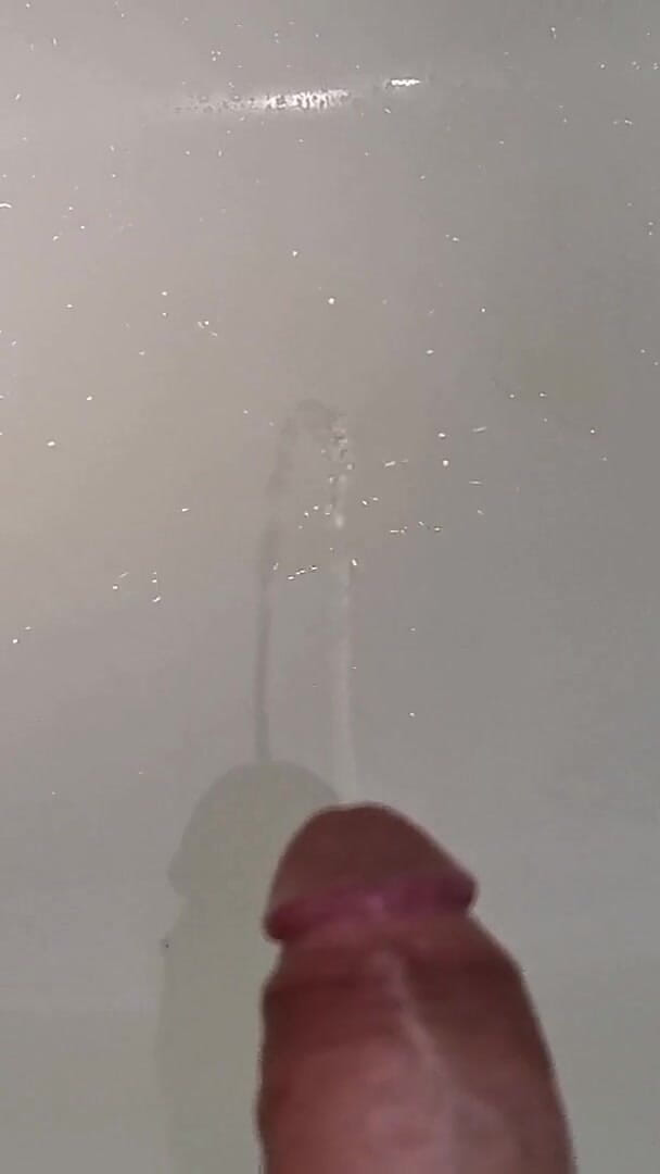 A Powerful Stream From a Magic Wand (Sexy guybest) A Powerful Stream From a Magic Wand (Sexy guybest)