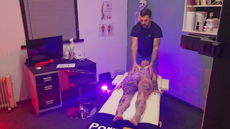 WinginglifeTL: Tantrische Yoni-massage Mit Thatbosslass