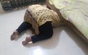 Aria Mia: Min styvmor fastnade under sängen sedan knullar jag henne bekvämt -...