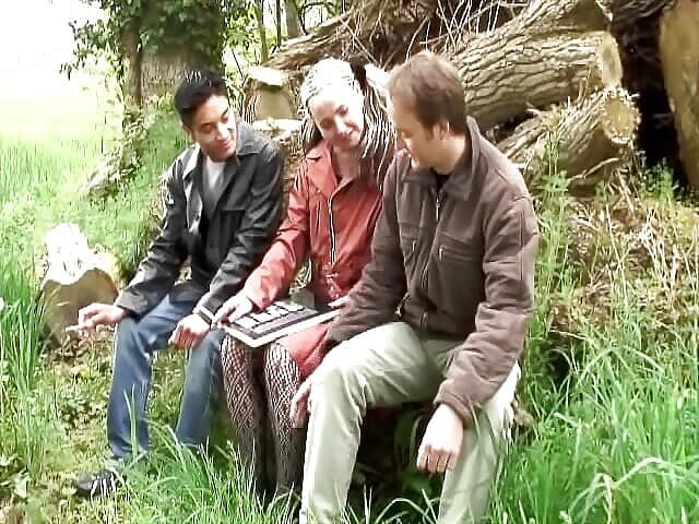 Videos Francaises: Divoká blonďatá teenagerka z Francie je vyzvednuta a ošukána