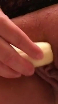 La milf bionda seduce un cazzo enorme e se lo scopa
