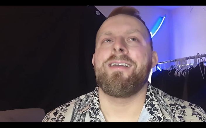 WolfgangWhite: Jeu de rôle en POV, vous sucez la bite de...