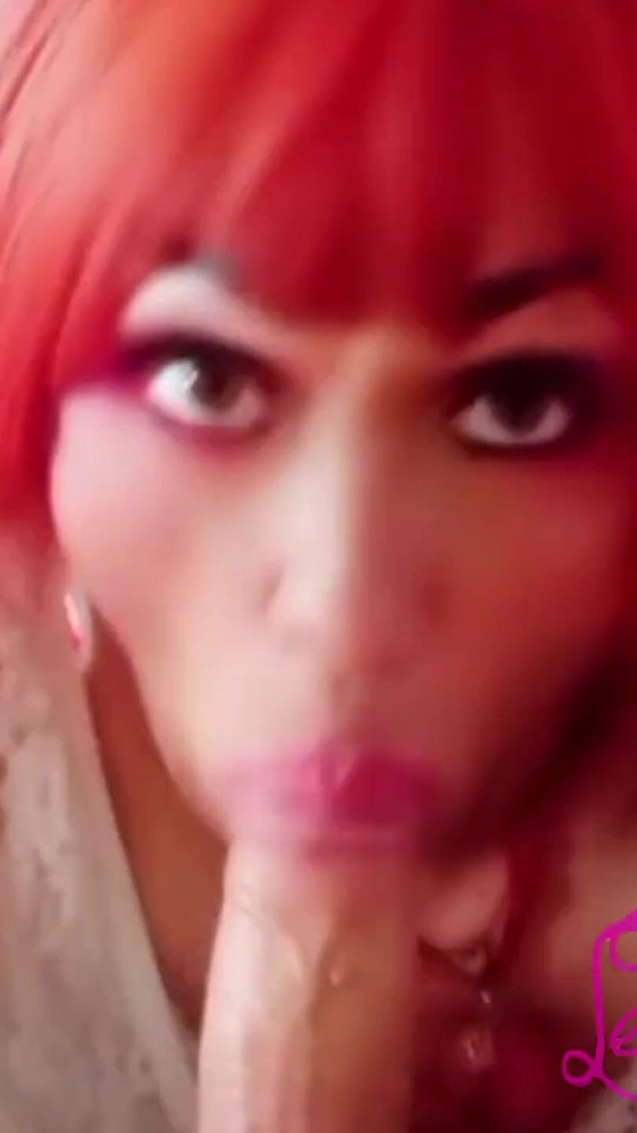 Leela Wong: Leela's Blowjob's Experience