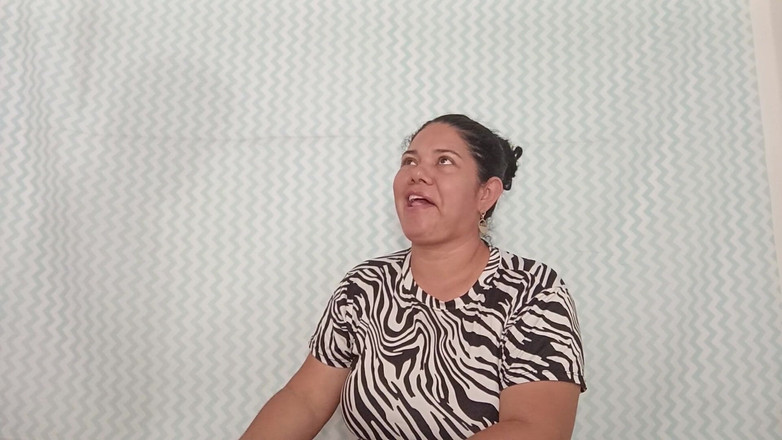 Valkyrie and Luigy Couple: Moglie succhia una ricca gola profonda