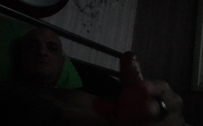 Acez: Geiles masturbations-video an Patner