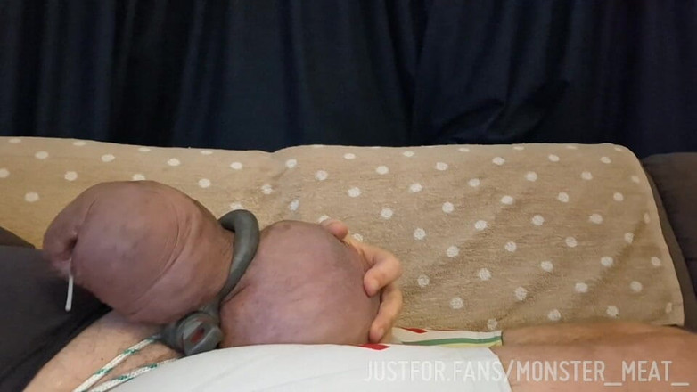 Monster_Meat_: Вибратор заставляет меня