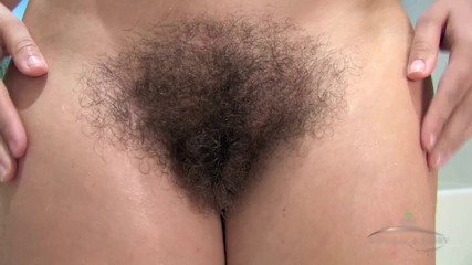 ATK Hairy: Koupání