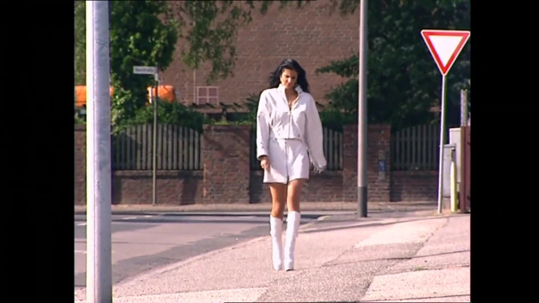 MMV TV - our best full movie: Geile schlampe besessen von dickem weißem schwanz (kompletter porno-film)