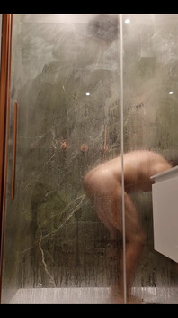 On Sunday Morning a Nice Regenerating Shower Is Allowed