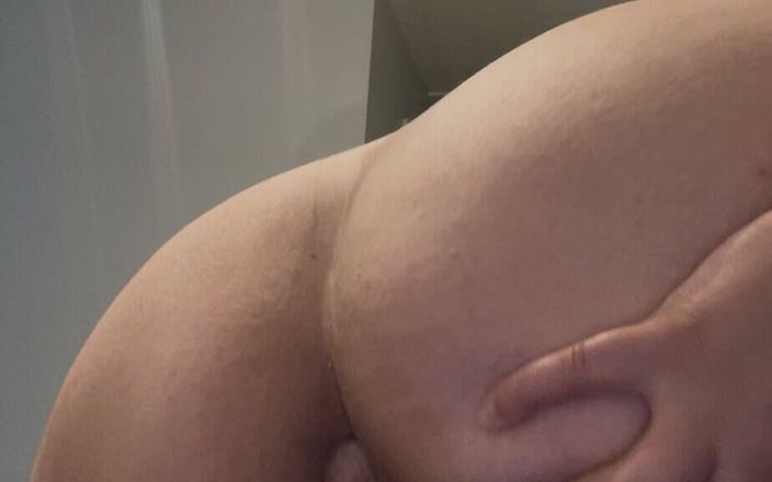 KittensPlayRoom: Adakah awak suka menonton saya mengongkek mainan saya?