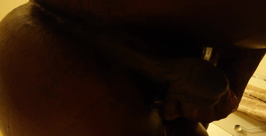 Hallelujah Johnson: З'їж мою дупу Халлелуджа Джонсона (бар арахісового масла Різ)