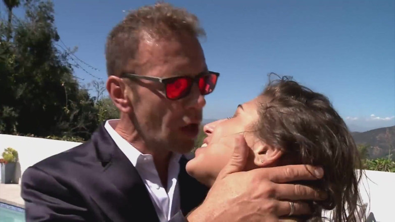 Rocco Siffredi porn: Velký čůrák pro drobné holky anální díry